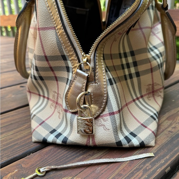 Burberry Haymarket Check Pattern Metallic Handle Thornley Satchel Bowling Bag - Picture 13 of 16